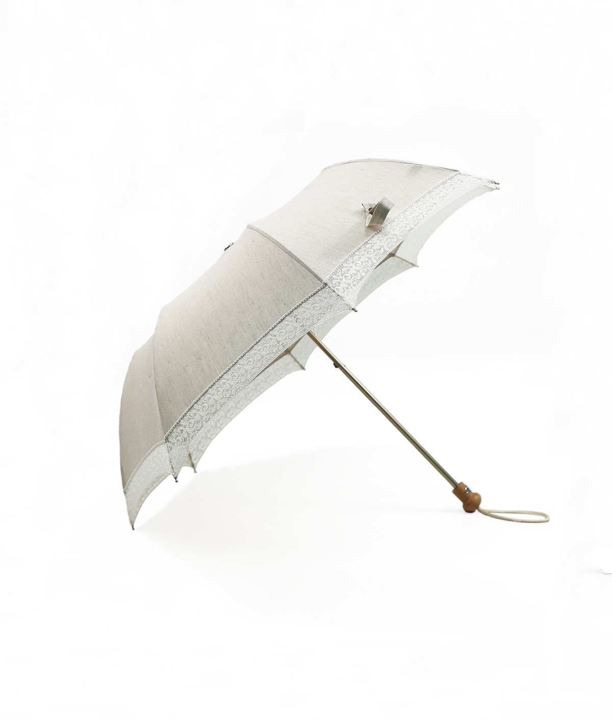 → Ombrelle "Lin et Dentelle" pliante Blanche - Made in France par le leader des fabricants d'Ombrelles
