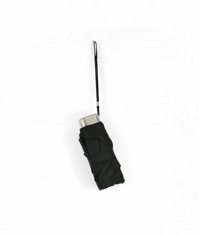 → Parapluie "Le P'tit Pocket"  Noir - Micro Plat manuel est un mini parapluie Pliant Pratique et Léger